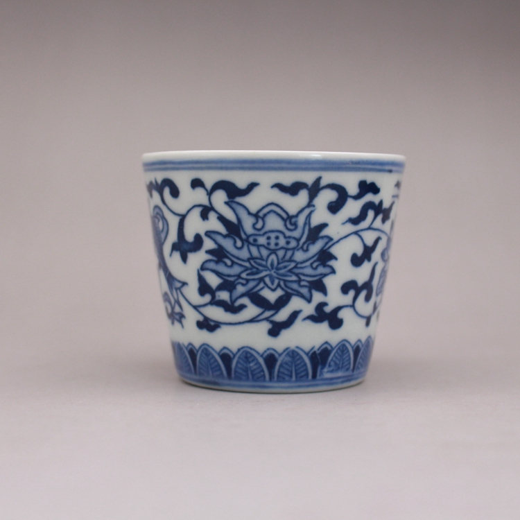青花缠枝莲小茶杯：品味古韵瓷香的独特魅力-仿古瓷器-淘宝好物网