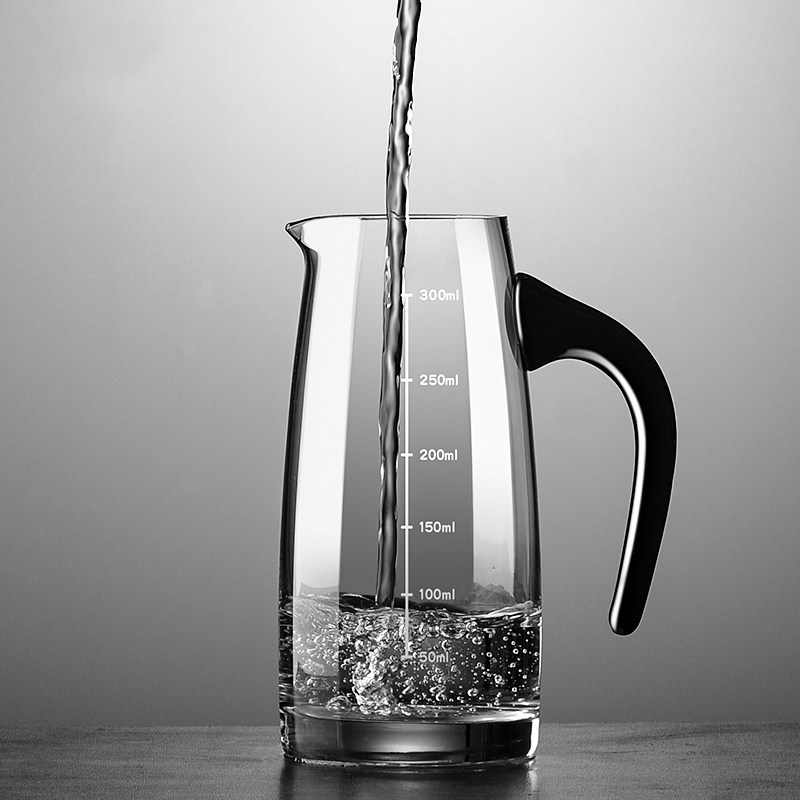 Household glass white wine wine dispenser red wine decanter small wine glass cold kettle foreign wine measuring wine hotel scale cup