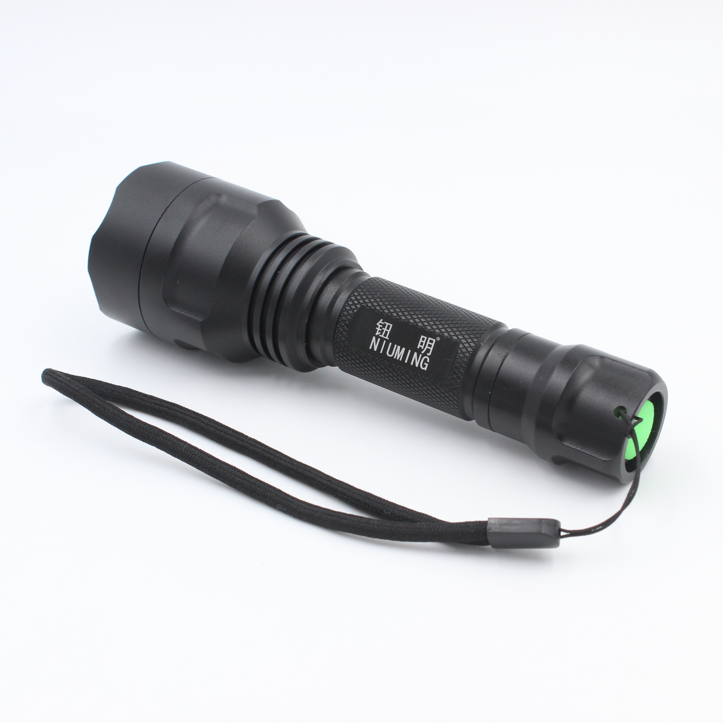 C8 strong flashlight white light yellow light blue XPE L2 bulb long-range rechargeable LED18650