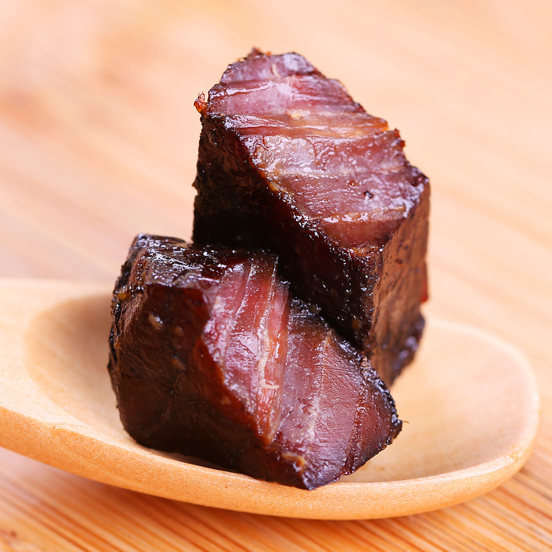 Xinjiang hand ripping air-dried beef jerky dried 500g original flavor spicy vacuum small package bagged zero food production