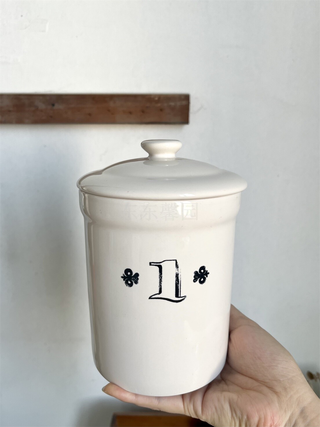 Nordic minimalist ceramic Home Containing Jar storage snacks with cover high face value resistant to practical-Taobao