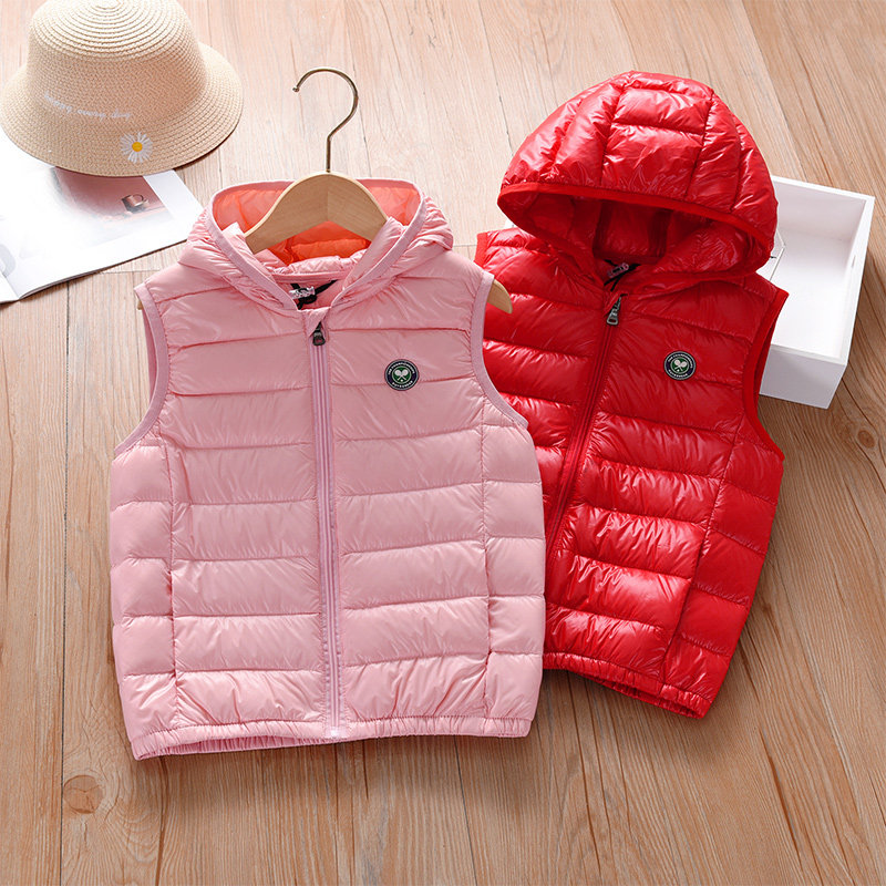 Down waistcoat girl's autumn winter light outside wearing winter children's winter clothing 2021 new winter foreign fashion vests