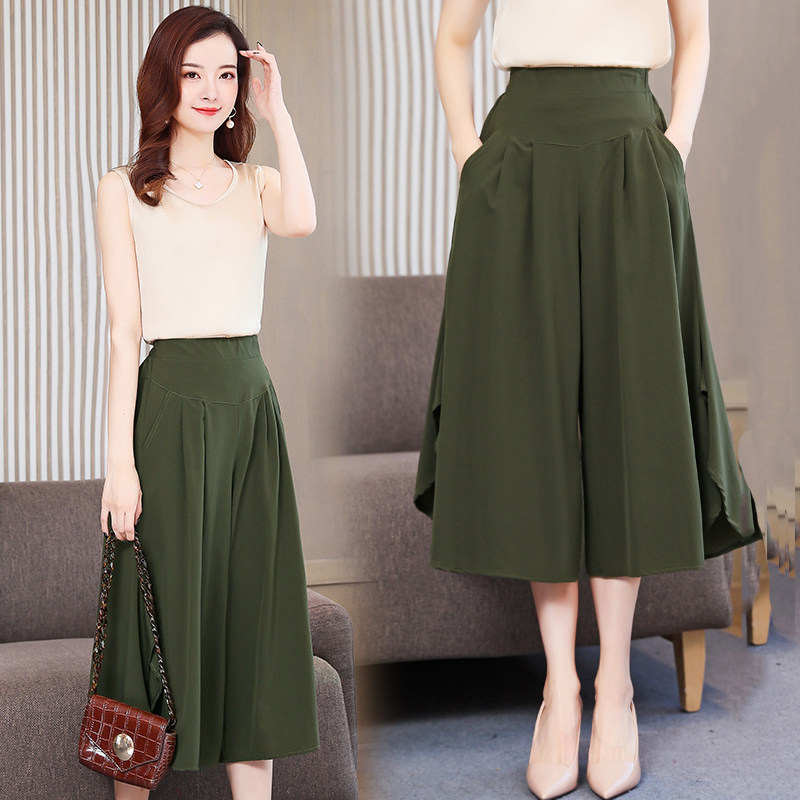 Mom's broad legs in summer 40 - 50 year old skirts in summer middle - aged nine - point pants