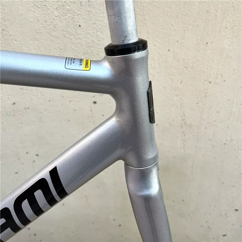 Профиль рамы из алюминиевого сплава TSUNAMI Tsunami SNM100, безлетной фрагмент, рама дорожного велосипеда 2024 года