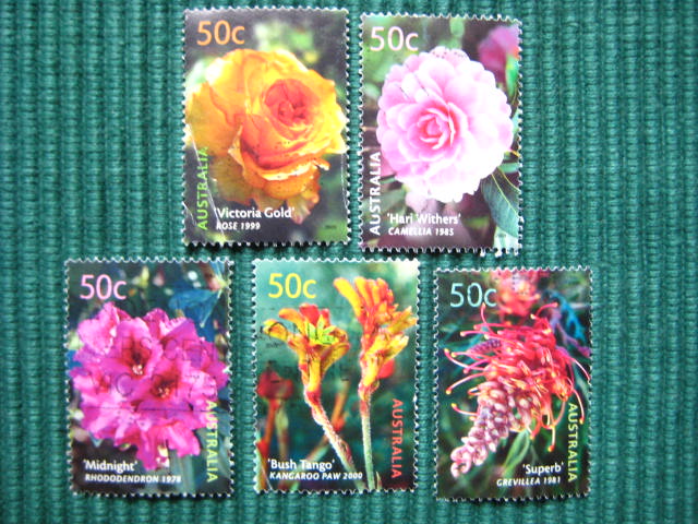 Australian Letter Stamp Set - 2003 Floral Varieties of Australia (Complete set of 5 straight-toothed stamps)