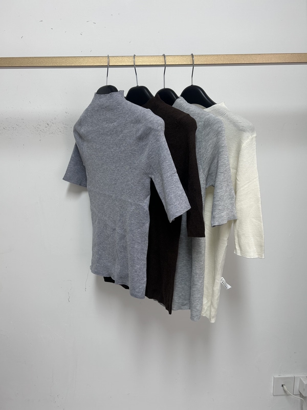 Small Quantity! Bargain! Super Value! Fine Wool Half-High Collar Five-Quarter Sleeve Knit Base Shirt Small Quantity! Bargain! Super Value! Fine Wool Half-High Collar Five-Quarter Sleeve Knit Base Shirt