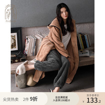 Coral fleece pajamas nightgown ladies winter long sleeves thick flannel mid-length bathrobe autumn winter hooded loungewear