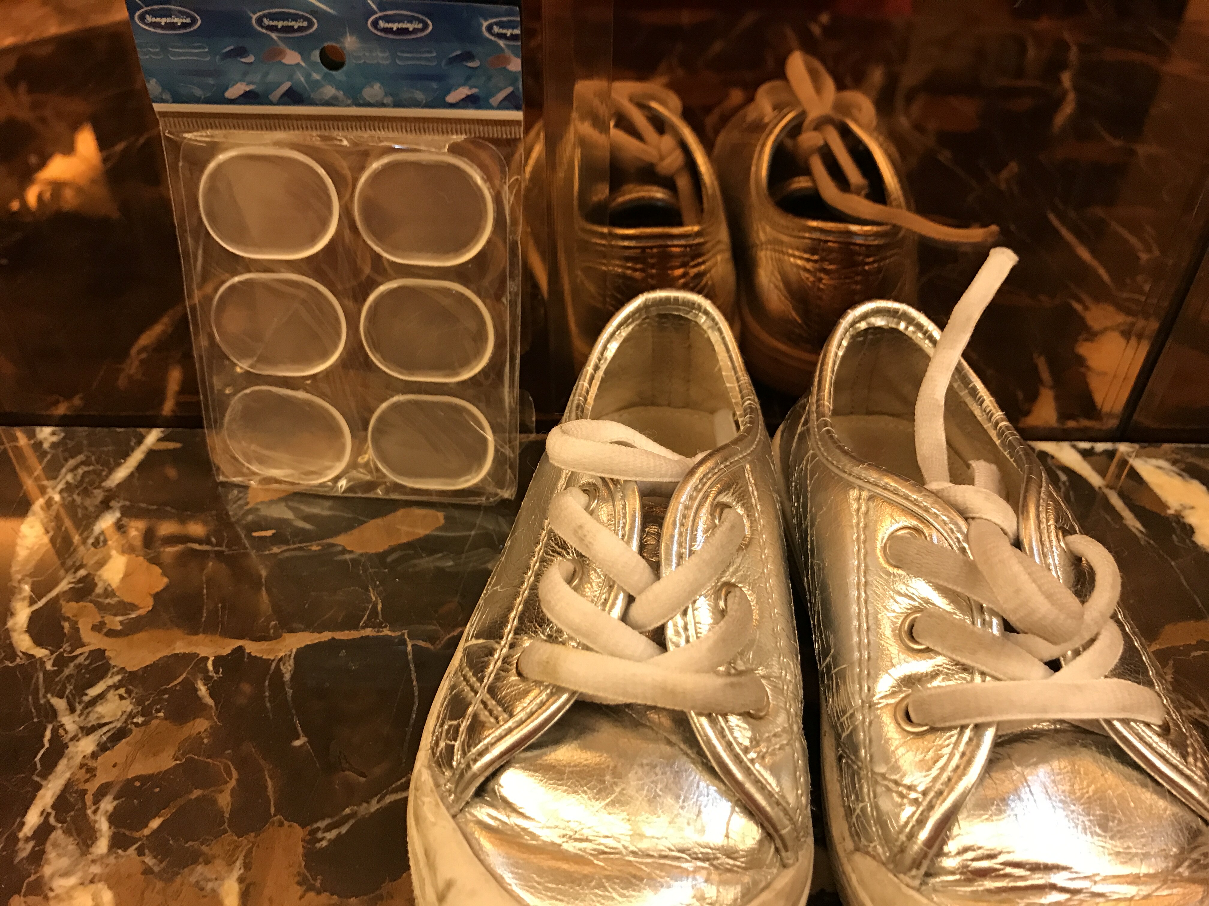 6 pieces heel stickers Heel stickers thickened high heels anti-wear foot stickers do not follow the foot Heel stickers anti-off silicone free stickers