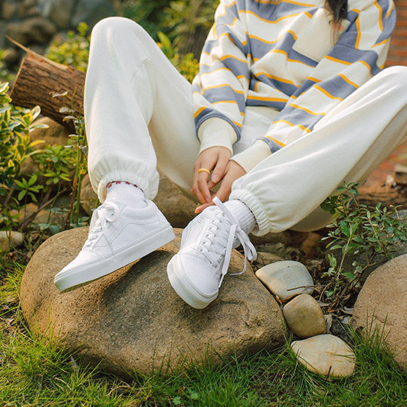 Vans New Old Skool White Sneakers Low-Top Unisex Casual Sneakers Vn000D3Hw00