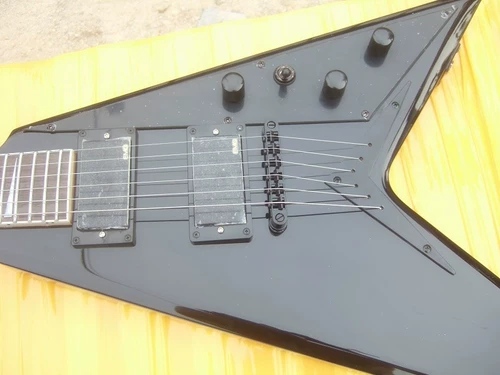 Flyoung RR5 Alien Wallowlailtail V -образная дивизия дивизии 24 Продукт 24 роза пальцем черный черный пианино тело