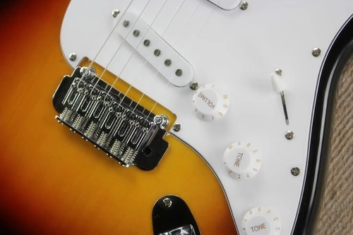 Flyoung ST Электрическая гитара 22 Pinxual Double Shake Retro Retail можно настроить по мере необходимости