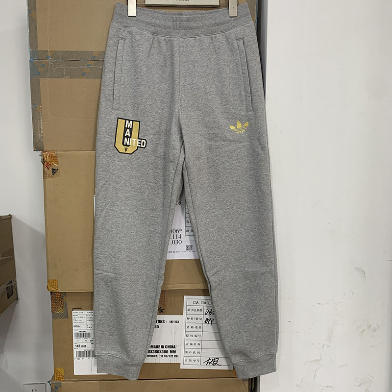 Authentic Adidas Trefoil Manchester United Football Casual Sports Pants 2026 Winter Knitted Fleece Sweatpants Jf0367