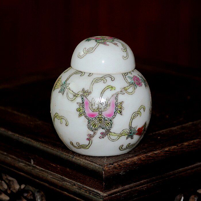 Jingdezhen Ceramics Cultural Revolution Porcelain Old Factory Porcelain 567 s Small Pot Home Jewelry Decoration Bag Old Bao Zhen Collection