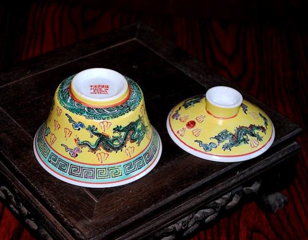 Jingdezhen Gốm Sứ Wenge Sứ Nhà Máy Hàng Hóa Đỏ Wanshou Wujiang Bìa Bát Vàng Xanh Retro Wedding Tea Set Cup Cup