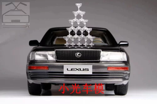 Модель автомобиля Lexus LS400 масштаба 1:18 Lingzhi Lexus (spot)