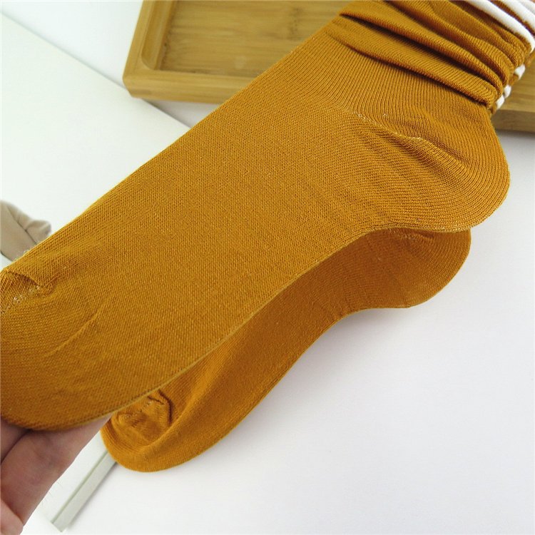 Phiên bản Hàn Quốc của mùa thu và mùa đông thời trang retro vớ cotton hoang dã của phụ nữ trong ống dài vớ của phụ nữ sọc vớ cotton sinh viên tất nữ cổ cao