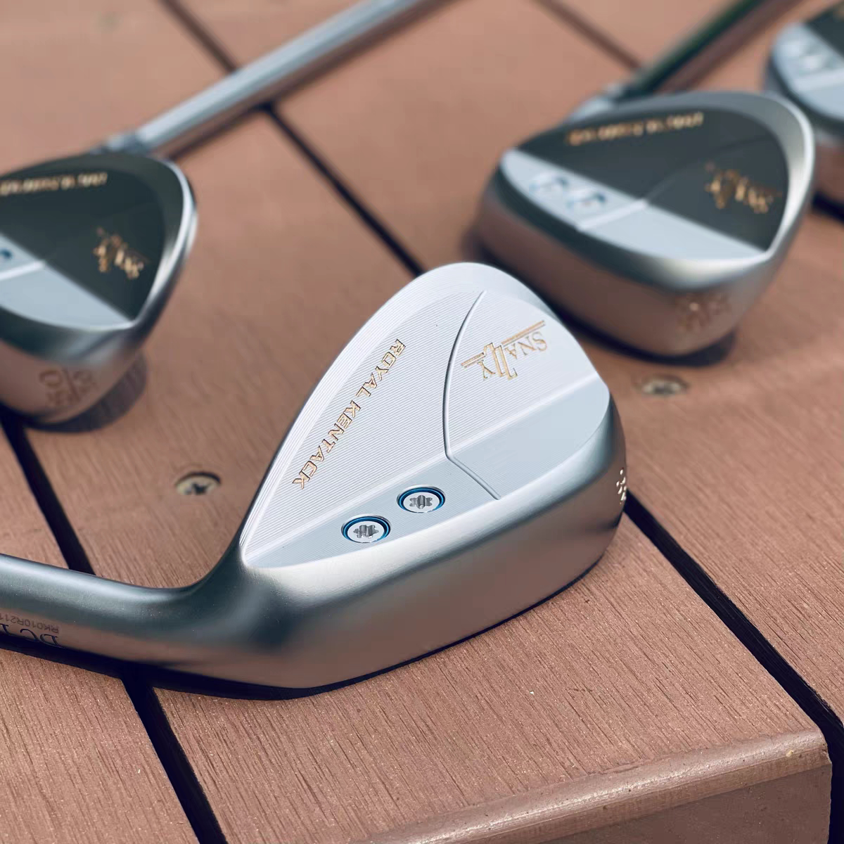 ロイヤルケンタック ホンマ ファラオ ゴルフ サンドウェッジ、ウェッジ、ゴルフ サンドプーラー、チップ、アングルクラブ