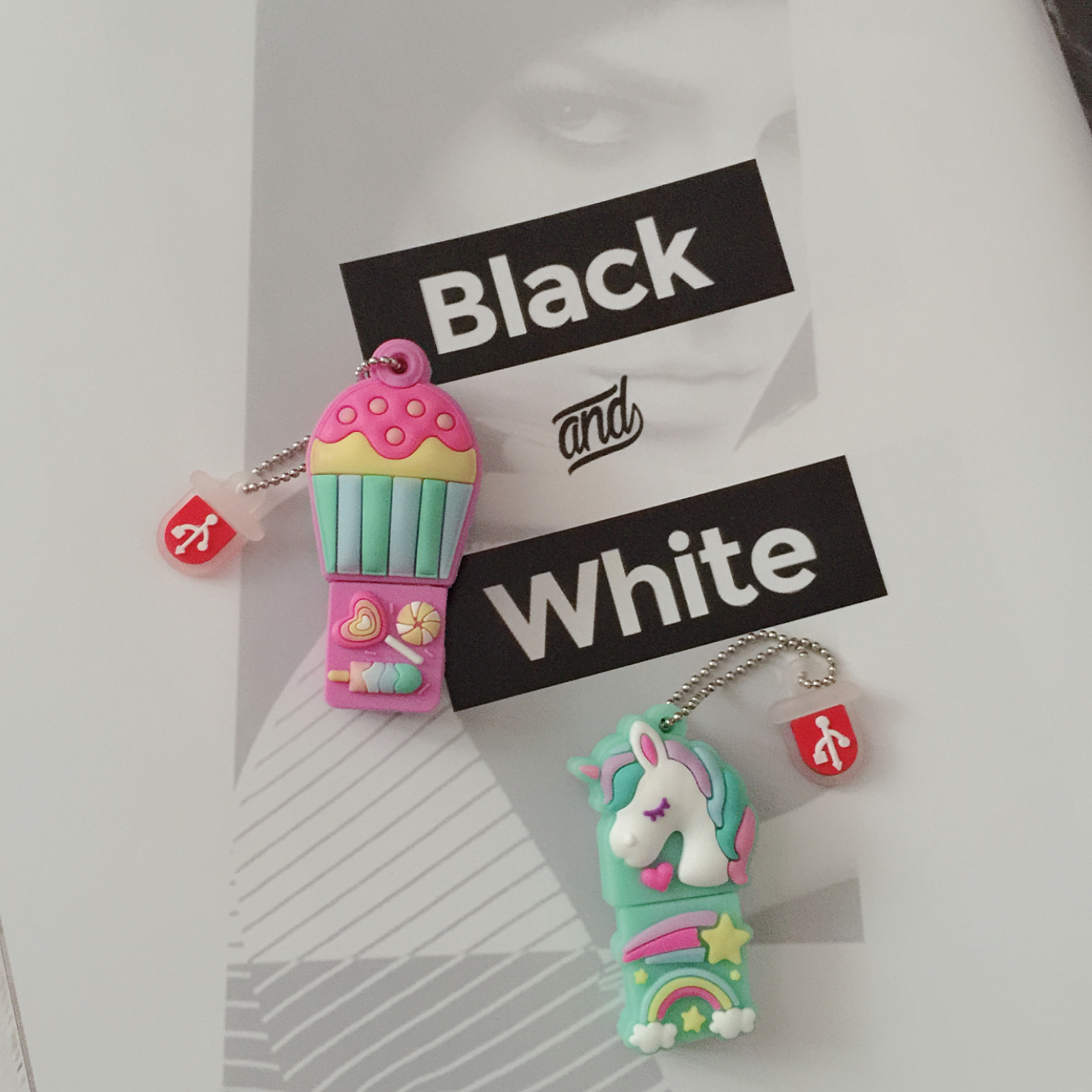 Unicorn rainbow horse cute hot air balloon flash drive 8g couple creative male and female students USB flash drive lettering custom printed logo