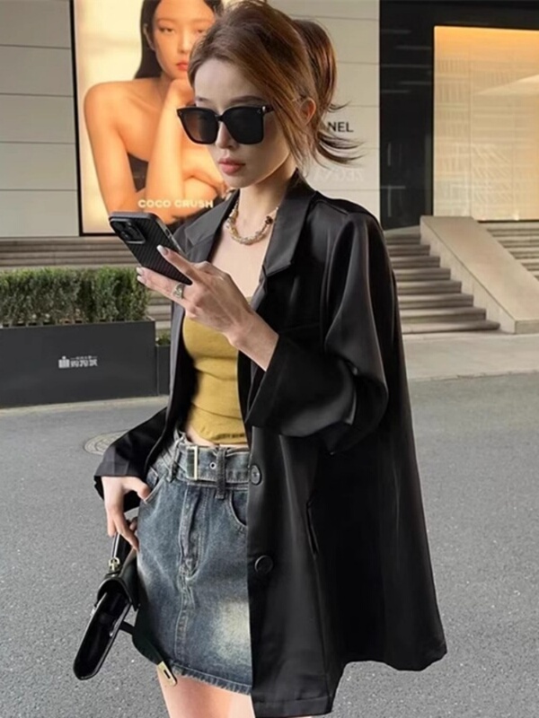 Black Acetate Blazer for Women, Thin Style, 2026 Spring/Summer New Model, High-End Drape, Long-Sleeved Sun-Protective Suit Jacket Black Acetate Blazer for Women, Thin Style, 2026 Spring/Summer New Model, High-End Drape, Long-Sleeved Sun-Protective Suit Jacket
