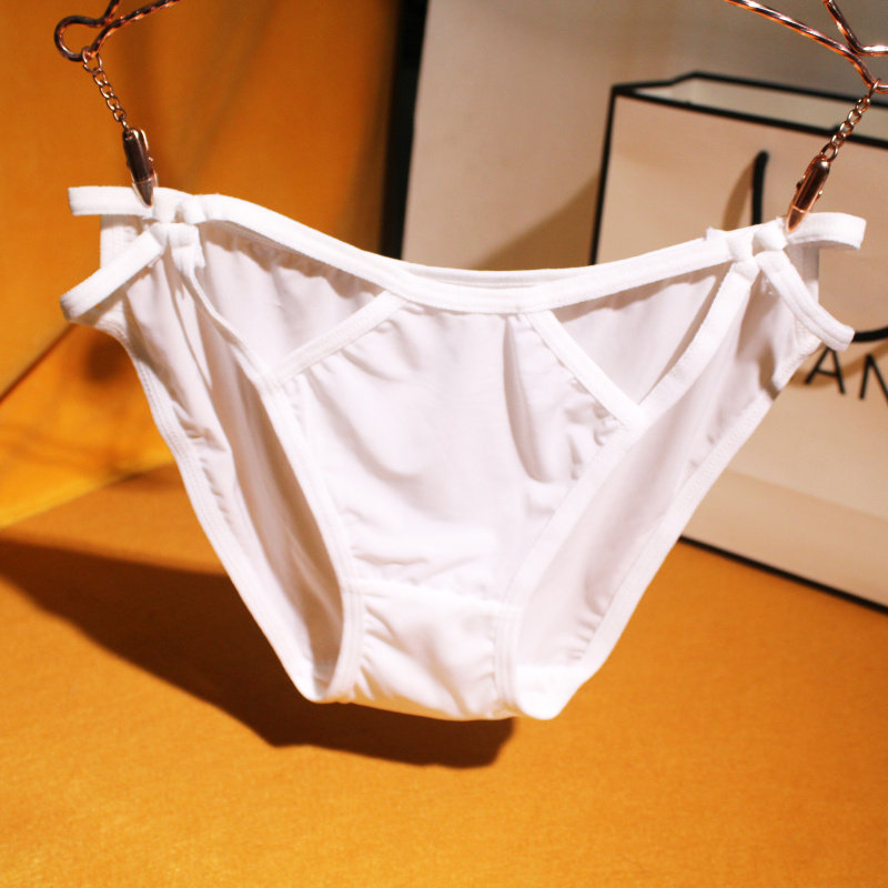 (Light and thin) seamless underwear women's thin section pure cotton breathable women's black low-waist sexy briefs