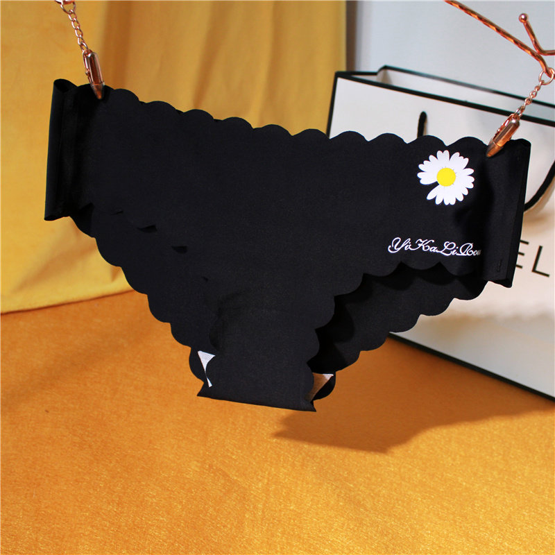 One-piece-free-to-wear lady ice wire pure cotton crotch Sexy summer thin lace low waist triangular pants