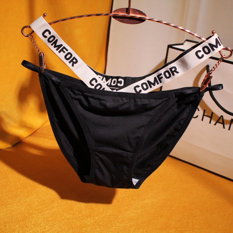 Good stock (comfort modeir) sexy letter underwear fine with sexy hollowed-out lace female style European and American Triangle pants