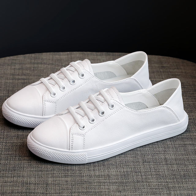 First-layer cowhide white shoes for women, 2024 new style, versatile for all seasons, Korean style travel lazy shoes, lightweight single shoes