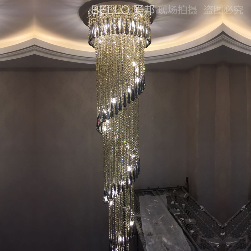 轻奢与简约交融：打造梦幻空间的创意水晶吊灯