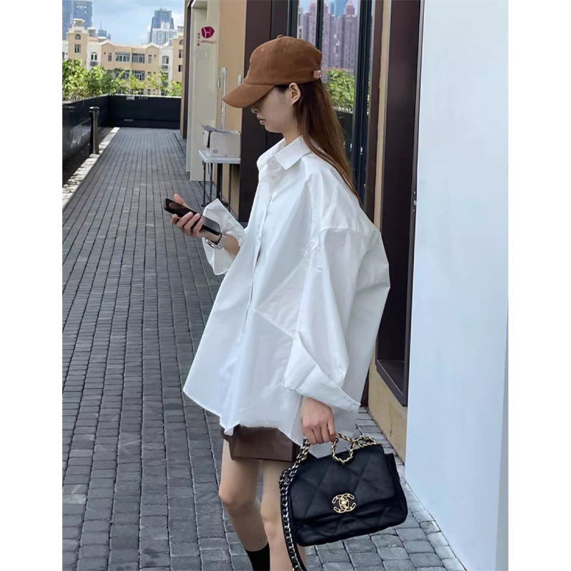 Celebrity Casual Style Boyfriend Style White Shirt for Women, Loose and Fashionable Long-Sleeved Jacket, Structured and Stylish Top, Trendy Celebrity Casual Style Boyfriend Style White Shirt for Women, Loose and Fashionable Long-Sleeved Jacket, Structured and Stylish Top, Trendy