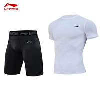 [Комплект из двух предметов] Стандартные белые шорты с короткими рукавами + стандартные черные шорты.