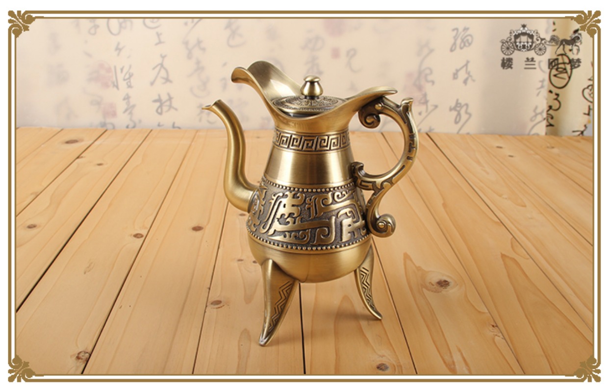 Rượu vang cao cấp bằng đồng đặt tách rượu Trung Quốc hộ gia đình rượu vang trắng nồi rượu cổ kính ly rượu hầm hộp quà tặng - Rượu vang ly rượu vang mạ vàng