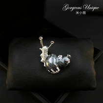 Vivid little snail breast needle bra needle sweater button men and women Korea luxury atmospheric accessories 507