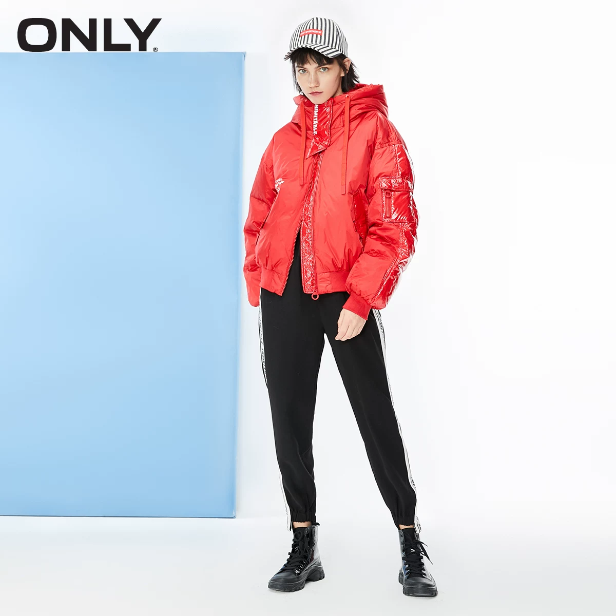 Autumn glossy down jacket with hood, drawstring