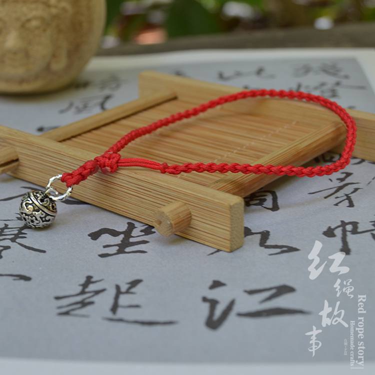 Vintage dân tộc gió tay dệt dây đỏ vòng chân có âm thanh chuông bạc sterling bạc nữ cổ chuông gió nam chân dây - Vòng chân vòng đeo chân nữ bằng vàng