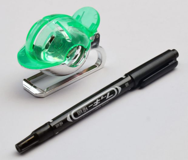 New Scribe Golf ball player Golf line Vẽ phụ kiện Golf 	giá 1 quả bóng golf