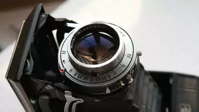 Zeiss Ikon Ikonta 523 2 6x9 Leather cavity folding camera 3 5 aperture