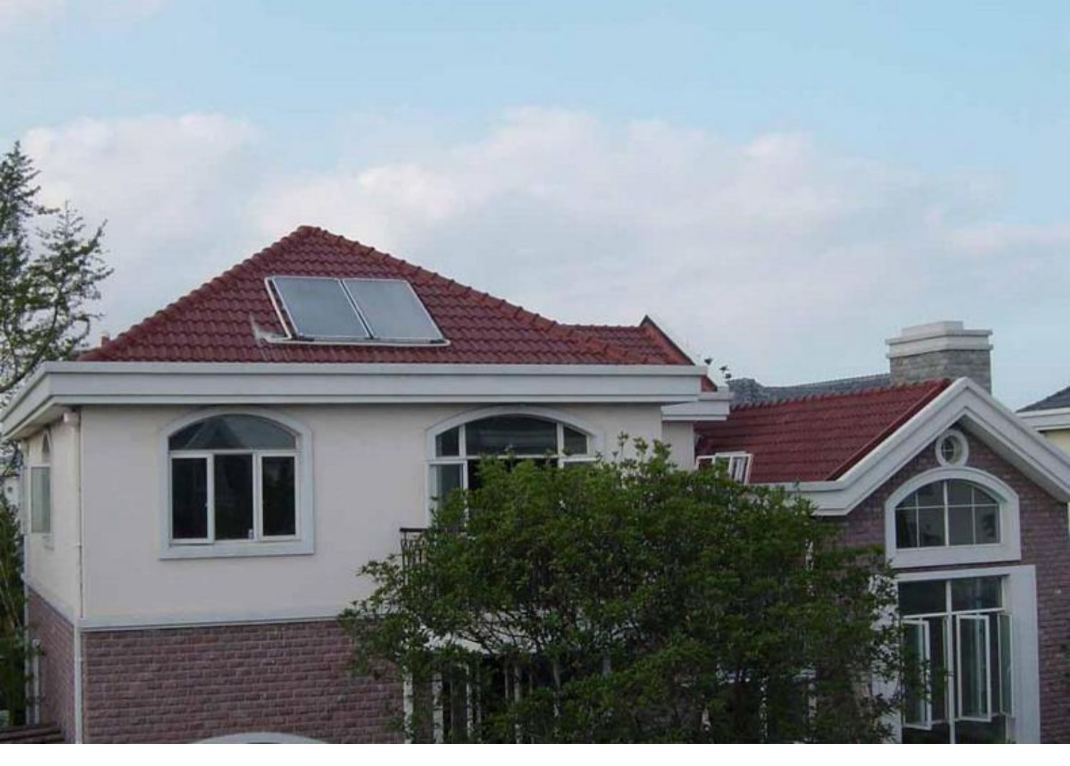 Sang Gao phẳng áp lực nước nóng năng lượng mặt trời nhà biệt thự mô hình quang điện tích hợp sử dụng kép - Máy đun nước giá máy nước nóng