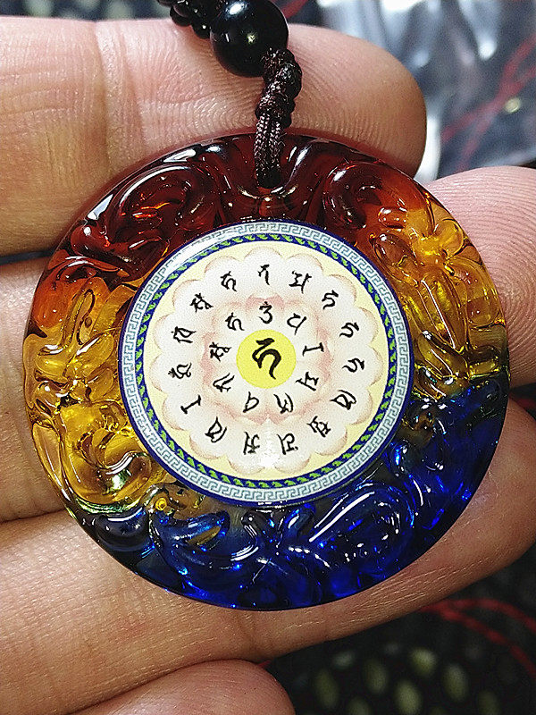 Tie-edge glazed Tibetan king Bodhisattva extermination Genuine Pendant Pendant Necklace Pendant Necklace Brown Rope