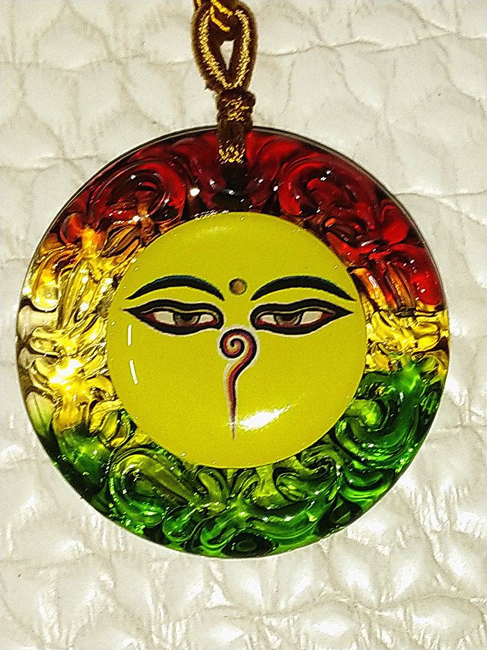 Tie-in glass pan ruo eye pendant necklace yellow rope diameter 3 5 cm rice