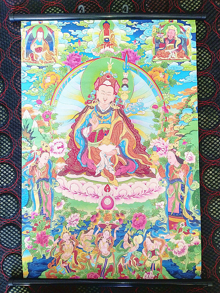 Portrait of Padmasambhava on canvas scroll, 60*40cm