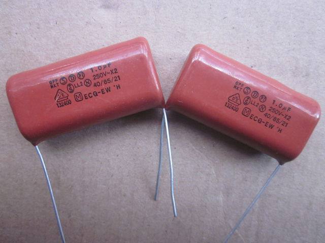 Panasonic CBB Thin Film Capacitor 1.0uf250vac 1uf250VAC 105 250VAC p=40mm