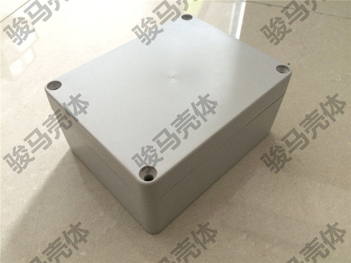 Power supply housing ABS engineering outdoor waterproof case work-control anti-dust host shell wire splitting wire box 115 * 90 * 55 72