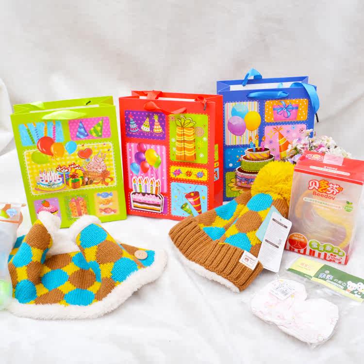 Coffret cadeau pour bébé - Vêtements + Fournitures - Ref 1957742 Image 21