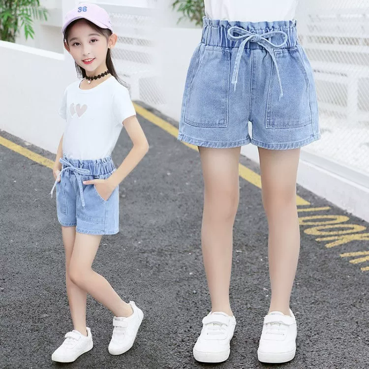 Quần short denim bé gái mùa hè 2020 quần áo mùa hè phong cách phương tây mới của trẻ em, bé trai và bé gái mặc ngoài quần tất hot - Quần jean