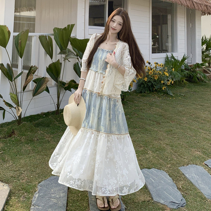 Summer Plus-Size Beach Vacation Style Travel Suspender Dress with Gradient Splicing Lace + Cardigan Gentle Two-Piece Set