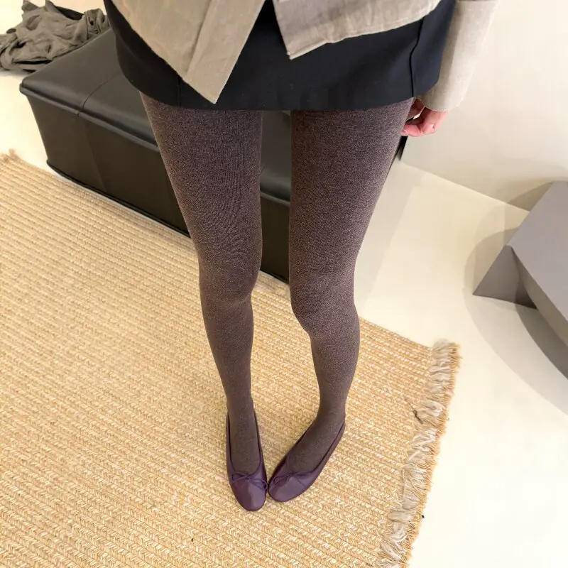 This Brown Color Is so Perfect~ I Keep Getting These Brown Pantyhose! Retro Warm and Slimming Leggings for Autumn and Winter This Brown Color Is so Perfect~ I Keep Getting These Brown Pantyhose! Retro Warm and Slimming Leggings for Autumn and Winter