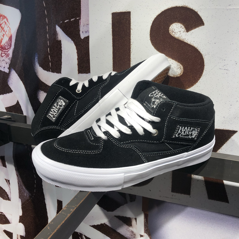 Vans Half Cab Pro Classic Black and White Mid-Top Men's and Women's Professional Skateboarding Shoes Vn0A5Fcdy28