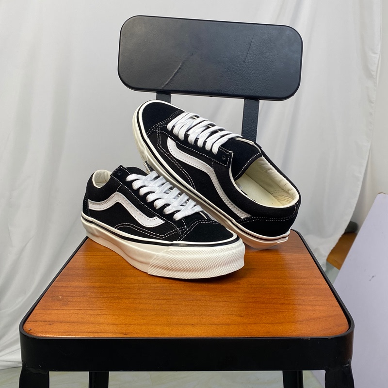 Vans Lx Old Skool 36 Low-Top Black and White Classic Casual Sneakers for Men and Women Vn000E8Vbpt