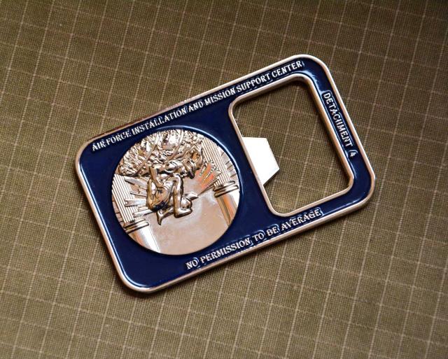 Original Pint American Bottle Opener Recognition Identity Card Badge Badge Bottle Opener Double Face Fine Bottle Opener
