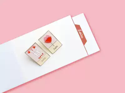 Federal walking horse art badge Lolita